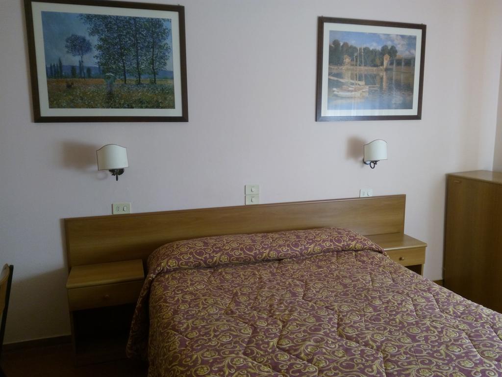 Hotel Lea Grosseto Pokoj fotografie